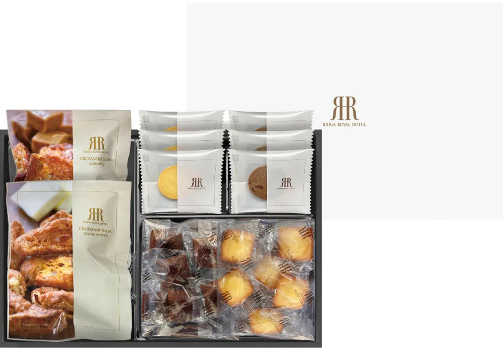 ชุดเค้ก Royal Gateau ควบคุมสูตรโดยโรงแรม Rihga Royal