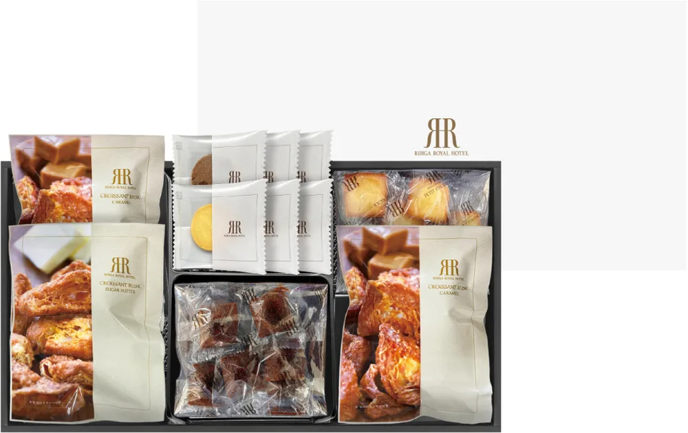 ชุดเค้ก Royal Gateau ควบคุมสูตรโดยโรงแรม Rihga Royal