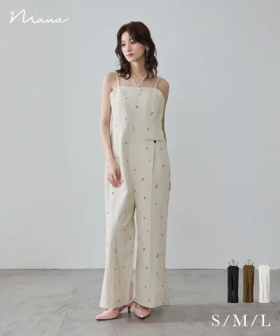 シグネチャーエンブロイダリーオールインワン 結婚式 パンツドレス 花柄 フラワー 刺繍 ノースリーブ 袖なし リボン ワイドパンツ お呼ばれ パーティー 二次会 披露宴 謝恩会 成人式 同窓会 入学式 卒業式 フォーマル オケージョンドレス セレモニー 春夏秋冬 黒 白 ブラウン