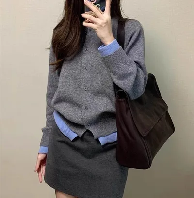 レイヤード風 バイカラー配色 長袖 ニットカーディガン レディース トップス ニット カーディガン 重ね着風 羽織 ミディアム 長袖 ラウンドネック 襟なし スリム 細身 ドッキング 前開き ボタン バイカラー 配色 かわいい 大人可愛い きれいめ シンプル カジュアル