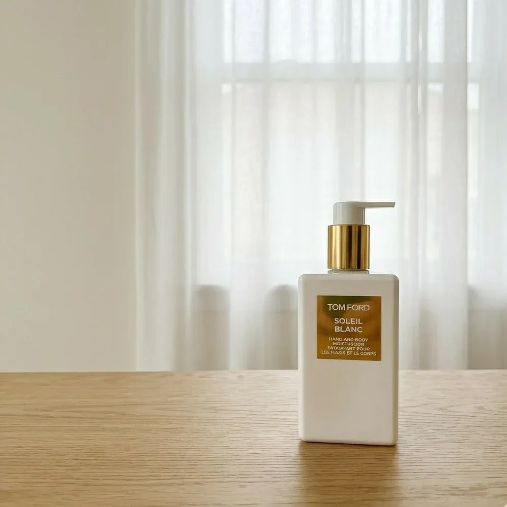 TOM FORD BEAUTY(トム フォード ビューティ) ソレイユ ブラン ハンド アンド ボディ モイスチャライザー 240mL/ボディモイスチャライザー