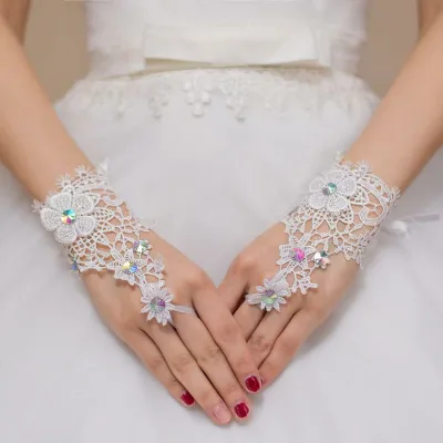 ウェディンググローブ レディース ショート丈 指なし フィンガーレス ラインストーン フラワー レース ホワイト 結婚式 ブライダル 新婦 披露宴 二次会 挙式 ドレス アクセサリー 小物