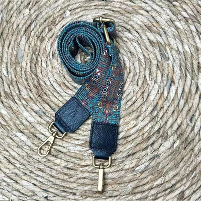 バッグ レディース 女性用 レトロ ヴィンテージ風 高級感 ショルダーバッグ クロスボディ 鞄 本革 刺繍 幅広 ショルダーストラップ 万能 普段使い おしゃれ 通勤