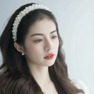 ヘアアクセサリー 花嫁 ブライダル ウェディング パール パール 手縫い カチューシャ ヘッドドレス 上品 エレガント シンプル 万能 欧米風 挙式 披露宴 前撮り パーティー フォーマル お呼ばれ