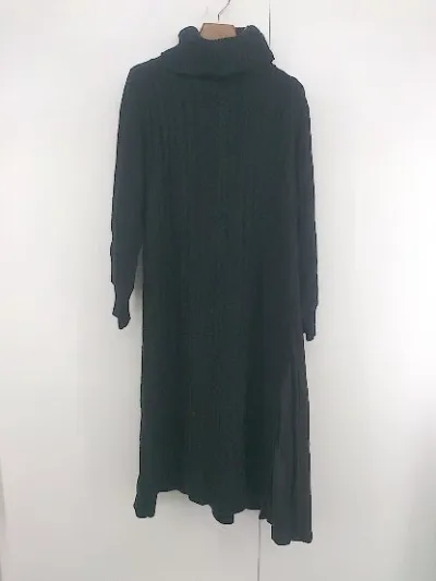 ◇ ViS ケーブル編み スリットプリーツデザイン 長袖 膝下丈 ニットワンピース サイズF ブラック レディース E 【中古】