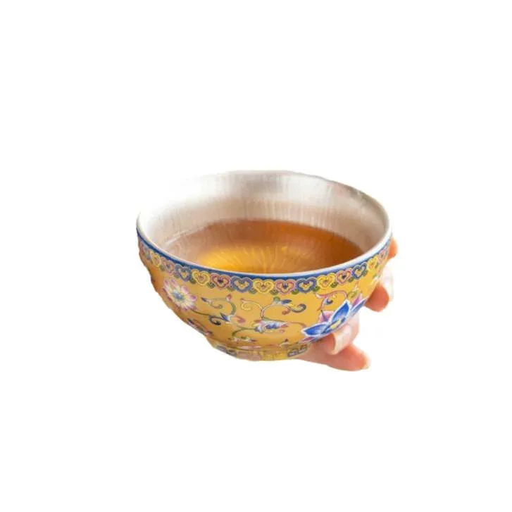 茶杯 中国風 宮廷風 エナメル彩 陶器 蔓枝蓮模様 鎏銀仕上げ レトロ 高級感 家庭用 茗茶用 伝統柄 日常使い
