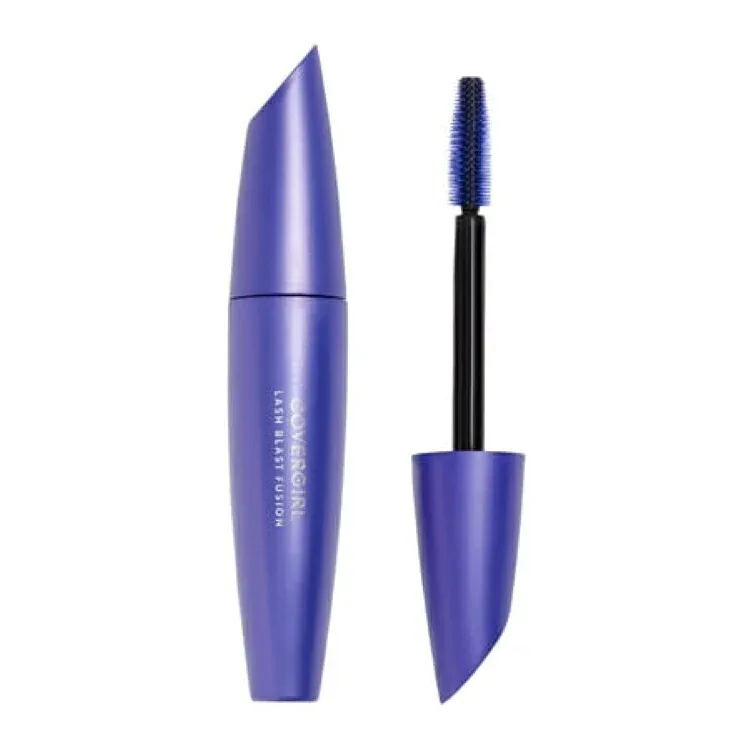 カバーガール ラッシュブラスト フュージョン マスカラ 860 ベリーブラック 約13mL COVERGIRL Lash Blast Fusion Mascara, 860 Very Black, 0.44 fl oz 【お取り寄せ商品】
