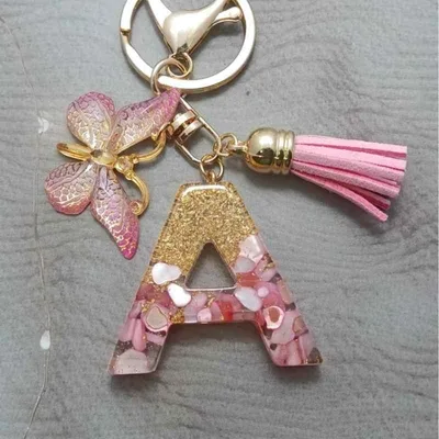 キーホルダー レディース キーリング アルファベット 金箔 シェル ストーン フリンジ バタフライ チャーム バッグチャーム アクセサリー かわいい プレゼント ギフト