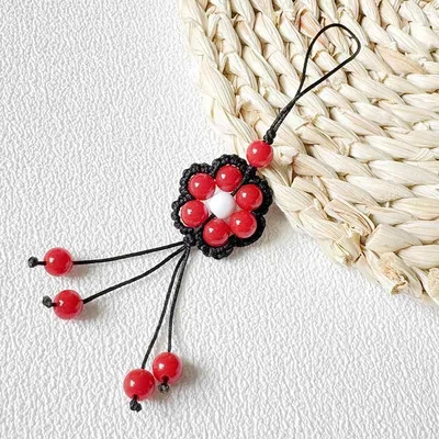 キーホルダー レディース スマホストラップ ハンドストラップ ビーズ 花 手作り バッグチャーム 和風 赤