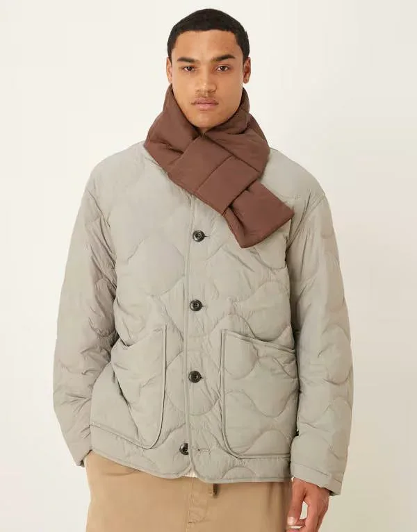 エイソス メンズ アクセサリー マフラー・ストール・スカーフ ASOS DESIGN padded quilt packable scarf BROWN ブラウン