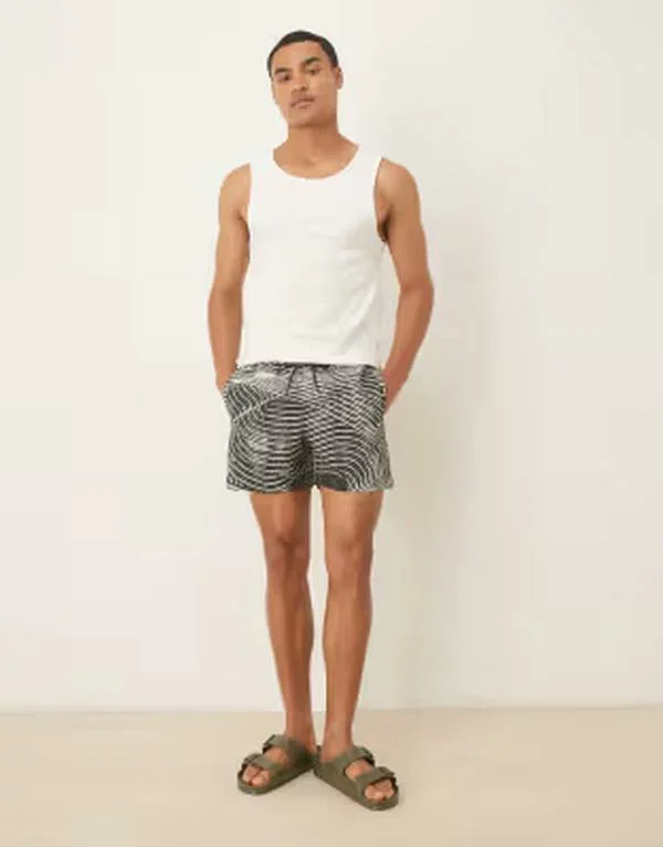 カルバンクライン メンズ 水着 ハーフパンツ・ショーツ プリント ショートパンツ Calvin Klein all over print drawstring swim shorts in multi Black ブラック