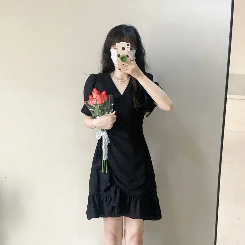 ワンピース レディース 春夏 フリル ティアード リボン Aライン ハイウエスト 華奢見え Vネック フレンチスリーブ 半袖 ミニ丈 ショート ショート丈 Aラインワンピース パフスリーブ フレア 清楚 フェミニン キュート 無地 異素材切り替え ポリエ
