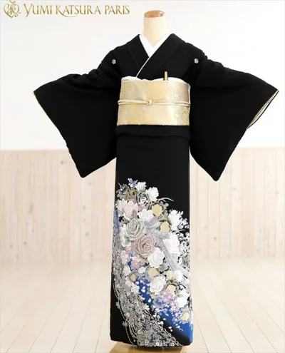 桂由美【留袖 レンタル】(レンタル留袖)(留袖レンタル)ts034 バラの王室 【レンタル 黒留袖】【黒留袖レンタル】【留め袖】【貸衣装】【結婚式】留袖レンタル【留袖フルセット】新品足袋プレゼント【女性和服】【母親】【fy16REN07】