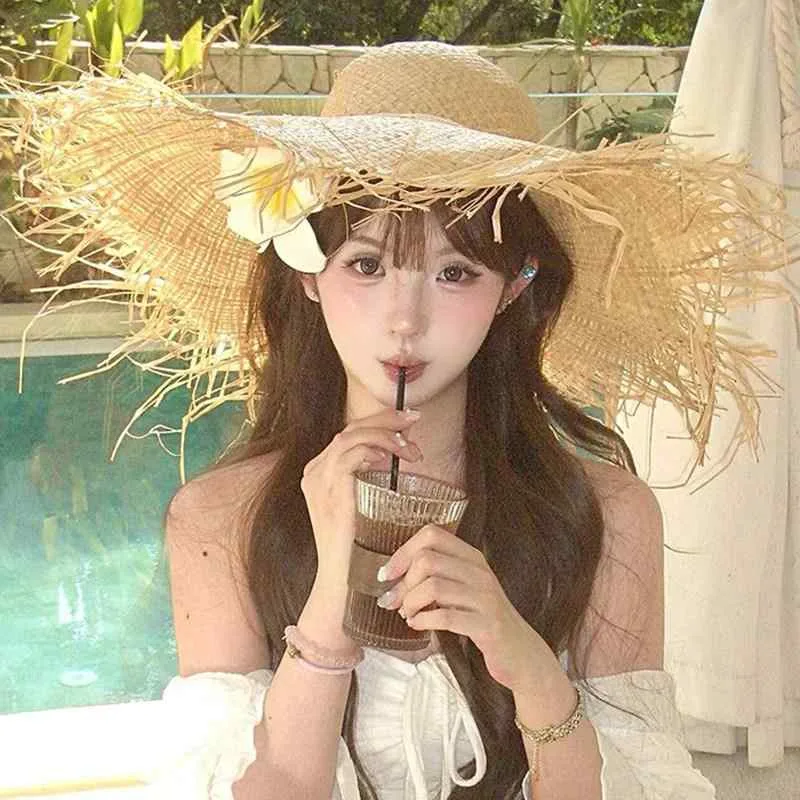 女性用 麦わら帽子 夏 海辺 ビーチ リゾート つば広 UVカット 日よけ ナチュラル素材 軽量 旅行 外出 防紫外線 ハット ファッション