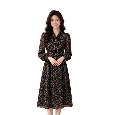 【ボウタイ 小花柄】 ワンピース レディース 長袖 ロングワンピース 花柄 シフォン ワンピ Aライン ミモレ丈 ロング丈 フレア フラワー 総柄 ドレス 裏地付き ウエストマーク リボン 体型カバー 着痩せ 細見え 二の腕カバー 大人可愛い きれいめ 事務服 オフィス 通勤