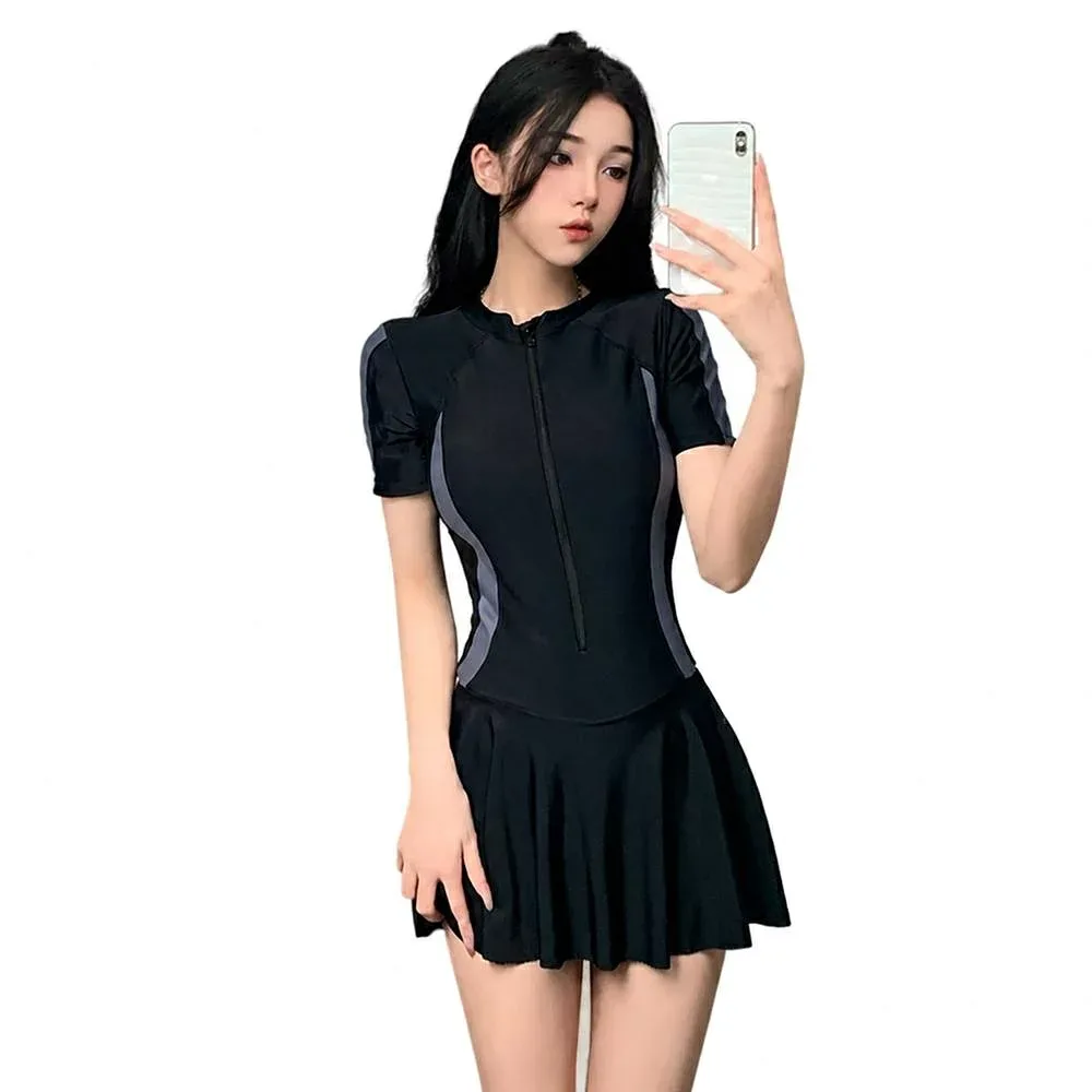 【脱ぎ着楽々】水着 レディース ワンピース フィットネス水着 半袖 前開き ファスナー ジップアップ スカート付き 体型カバー 露出控えめ スイムウェア スイムウエア 着痩せ 細見え 二の腕 お腹 太もも お尻 隠れる ママ水着 20代 30代 40代 50代 ジム スイミング