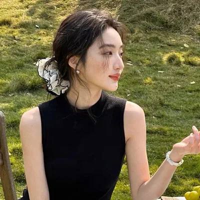 シュシュ ヘアゴム 大きめ ハンドメイド クリーム色 ドット 韓国風 大人かわいい おしゃれ ヘアアクセサリー 髪飾り フォーマル お呼ば