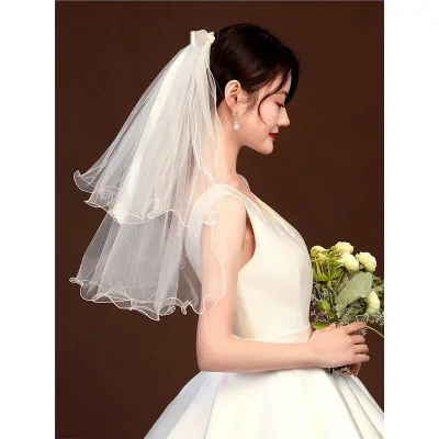 ウェディングベール 女性用 ホワイト ショート丈 森ガール レトロ 韓国スタイル 結婚式 ヘッドアクセサリー ナチュラル 幻想的 写真撮影小道具 かわいい アクセサリー ブライダル