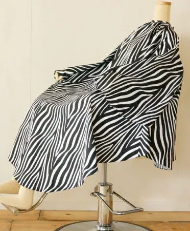 【撥水加工!】 カットクロス 「zebra」 design series カット カットクロス クロス 美容 理容 デザイン おしゃれ 可愛い かわいい 柄 総柄 カット用品 セット用品 パーマ カット サロン 大きい ポリエステル 撥水 撥水加工