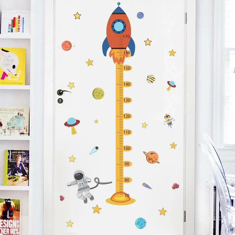 ウォールステッカー 子供 キッズ 男の子 女の子 宇宙 スペース ロケット 身長計 身長測定 壁貼りシール かわいい カートゥーン柄 PVC製 貼るだけ簡単 剥がせる インテリア おしゃれ 装飾 デコレーション 幼稚園 子供部屋 リビング 寝室