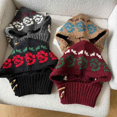 帽子 レディース 秋冬 バラクラバ 刺繍 花柄 ニット帽 ネックウォーマー 一体型 フード付き スヌード 防寒 保温性 もこもこ 柔らかい かわいい 韓国風 おしゃれ カジュアル アウトドア スキー スノーボード 通勤 通学 自転車 お出かけ ギフト 贈
