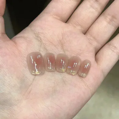 ネイルチップ レディース ショート 付け爪 猫目石 キャッツアイ フレンチ ジェルネイル 完成品 貼るだけ セルフネイル 繰り返し使用可能 再利用可 秋冬用 大人かわいい おしゃれ 指先美人 上品 エレガント 高級感 装着簡単 メ