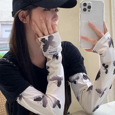 防紫外線 アームカバー 女性用 かわいい グラデーション 蝶結 接触冷感 ピンク 紫 緑 ブラック ブルー 春夏 軽量 吸湿速乾 伸縮性 シンプル カジュアル スポーツ OL 通勤 普段使い ファッション ミナマル ヨーロピアン ナイロン素材 均一サイズ