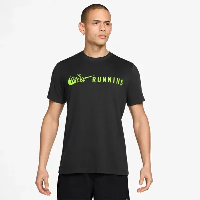 ナイキ メンズ ナイキ DF STD ラン DNA 2 S/S Tシャツ 陸上 ウェア 競技 トップス Tシャツ 半袖 Uネック シンプル スポーティー ブラック 黒 送料無料 NIKE IV4689