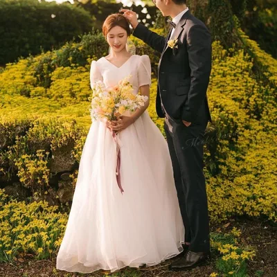 ウェディングドレス 半袖 ふんわり Vネック ロングドレス Aライン ロング 二次会 結婚式 披露宴 前撮り 後撮り 発表会 花嫁 ウエディングドレス 花嫁ドレス