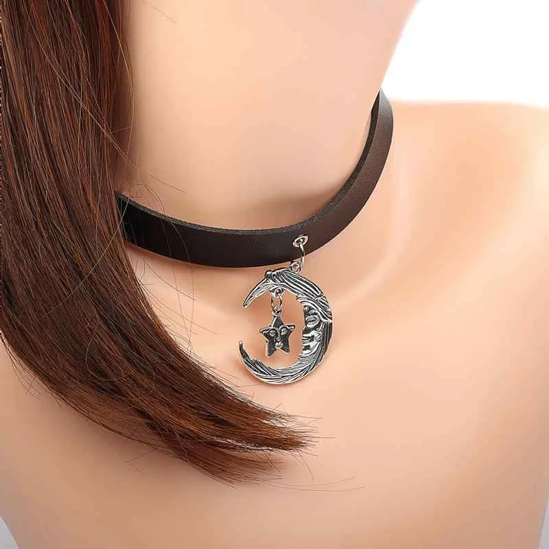 Necklace Women's Choker Key Star Moon Charm PU Leather Punk Retro Rock Collar Accessory Red Black