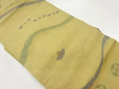 曲線に花唐草・花葉模様織出し名古屋帯【中古】【着】 宗sou
