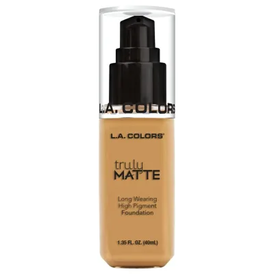 エルエーカラーズ リキッド トゥルーリーマット ファンデーション ゴールデンベージュ 40ml L.A. Colors Liquid Truly Matte Foundation, Golden Beige, 1.35 fl oz 【お取り寄せ商品】