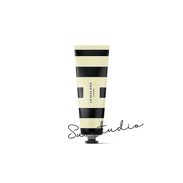 jo malone london ジョー マローン ロンドン イングリッシュ オーク & ヘーゼルナッツ ハンド クリーム30mL/ハンドクリーム 正規品 ウッディな香りで癒される!大人の香るハンドケア 手元に森の香りを。潤い+香りで好印象キープ
