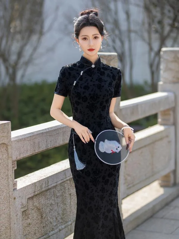 チャイナドレス レディース 復古 植絨 提花 スリム 魚尾スカート ひざ下 ミモレ丈 パーティードレス 結婚式 二次会 お呼ばれ 衣装 ブラック 紫