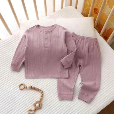 ベビー服 上下セット コットン 肌着 Vネック 長袖 パジャマ 部屋着 無地 男の子 女の子 春秋冬 73 80 90 100cm 青 アイボリー コーヒー 緑 紫