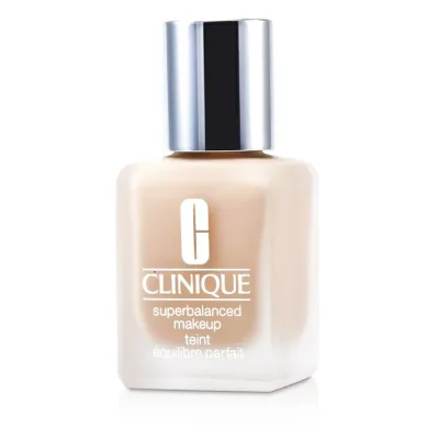 【月間優良ショップ受賞】 Clinique Superbalanced MakeUp - No. 01 / CN 13.5 Petal クリニーク スーパーバランスド メイクアップ No. 01 / CN 13.5 Petal ペトル 30ml/1oz 送料無料 海外通販