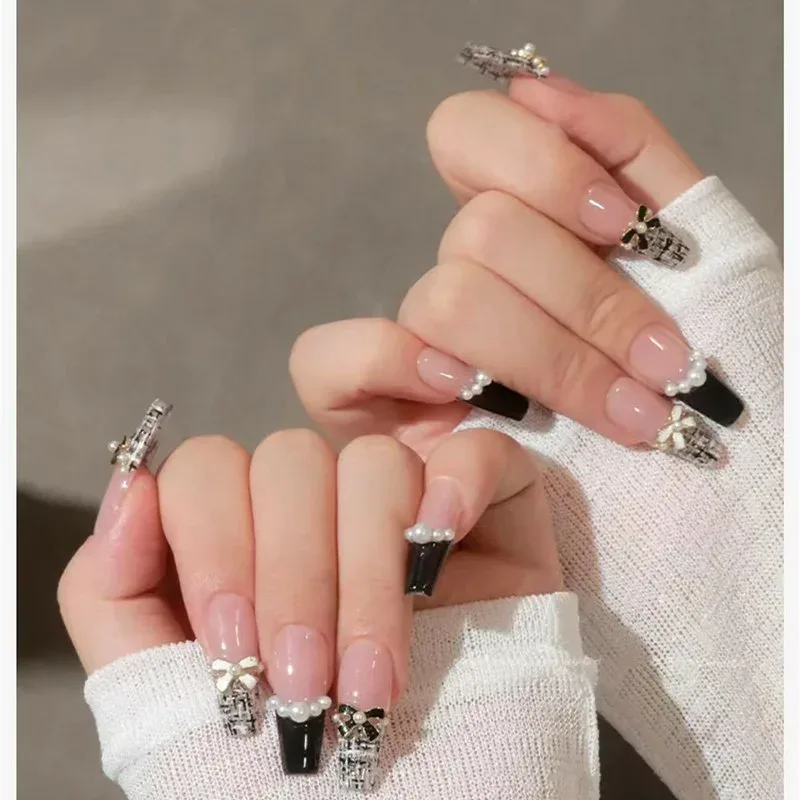 送料無料 デザインネイルチップ つけ爪 お得な24枚SET セット ネイルアート デコネイル 成人式 結婚式 披露宴 ネイルチップ ネイルパーツ j-221106-B504