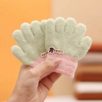 手袋 ベビー キッズ 子供用 秋冬 防寒 暖かい かわいい ニット グローブ 分指タイプ ファッション小物 生活用品