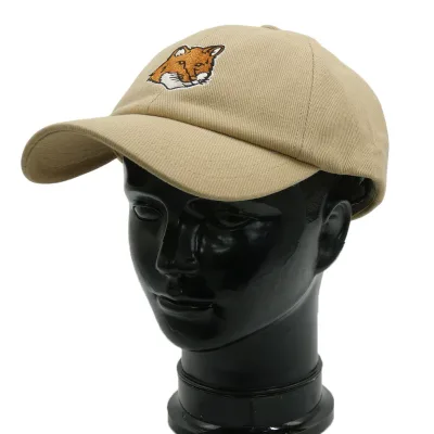 MAISON KITSUNE メゾンキツネ ベースボールキャップ PM06100 WW0096 / NATURAL FOXHEAD 6P CAP ベージュ キツネ ワッペン かわいい