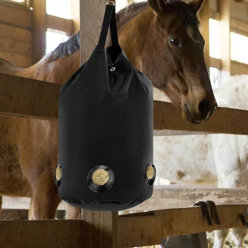 馬用干し草バッグ スローフィーダー 乗馬用 ポータブル ヤギ用 羊用トートバッグ 吊り下げ式給餌ポーチ 馬用給餌バッグ 干し草コンテナ