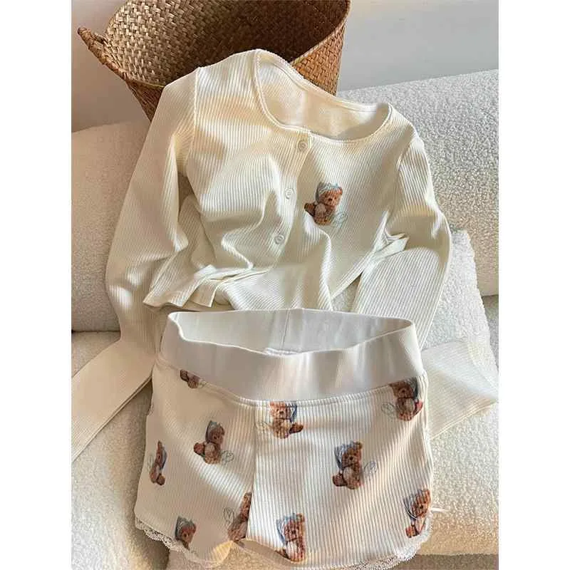 パジャマ レディース 長袖 春秋 ルームウェア くま柄 レース ショートパンツ セットアップ かわいい 部屋着 上下セット ホームウェア 熊