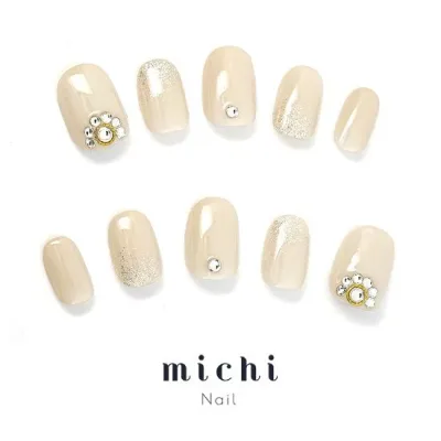 ミルキーベージュのシンプルネイル michinail ネイルチップ ミチネイル ネイル つけ爪 ハンドメイドネイル ショートネイル ブライダルネイル オフィス