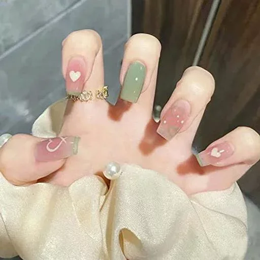 ネイルチップ 24枚入り 春夏 ネイルチップ ネイルチップ 緑 両面テープ ネイルファイル付き人気 成人式 入学式 卒業式 結婚式 パーティー 日常生活に使用できます
