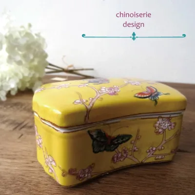 小物入れ ふた付き 陶器 シノワズリ アクセサリーケース 蓋付き 小物収納 卓上 収納ボックス おしゃれ 和モダン インテリア 玄関 鍵入れ 印鑑入れ リップ収納 薬入れ お数珠入れ 整理箱 小箱 黄色 イエロー 蝶 バタフライ 【人気商品】陶ボックス 黄色