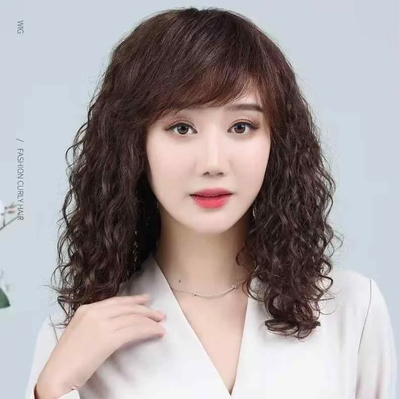 ウィッグ レディース 女性用 ミセス 中高年 高級感 ロング カール 羊毛風パーマ ウェーブ 自然 リアル おしゃれ トレンド 耐熱ファイバー 斜め前髪 フルウィッグ