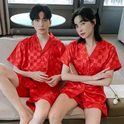 ルームウェア パジャマ メンズ レディース ペア カップル 結婚 新婚 夏用 高級感 接触冷感 シルク調 ポリエステル 薄手 前開き 半袖 短パン セットアップ レッド 部屋着 外出対応