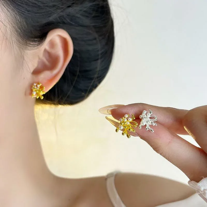 耳飾り レディース 耳釘 ピアス コーラル 珊瑚 花 フラワー パール 華奢 気奢 個性 的 金属アレルギー対応 シルバー925 上品 電気メッキ加工