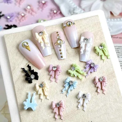 ネイルパーツ レディース リボンモチーフ 樹脂 キラキラ 立体 デコパーツ DIY ネイルアート かわいい セルフネイル ハンドメイド
