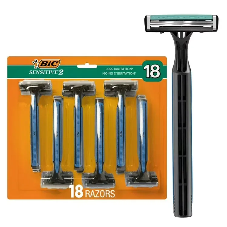 ビック センシティブ2 メンズ使い捨てカミソリ 2枚刃 18本 BIC Sensitive 2 Disposable Razors for Men With 2 Blades, 18 Pack 【お取り寄せ商品】
