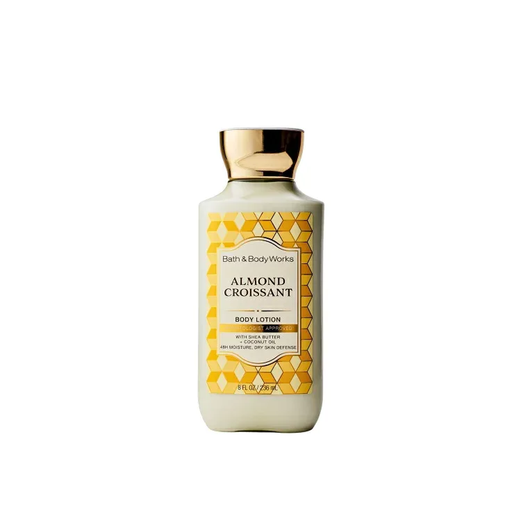 【2個10%・3個20%OFFクーポンあり】バス&ボディワークス アーモンドクロワッサン ボディローション 236ml Bath & Body Works Almond Croissant Body Lotion 8 fl oz / 236 ml 【お取り寄せ商品】
